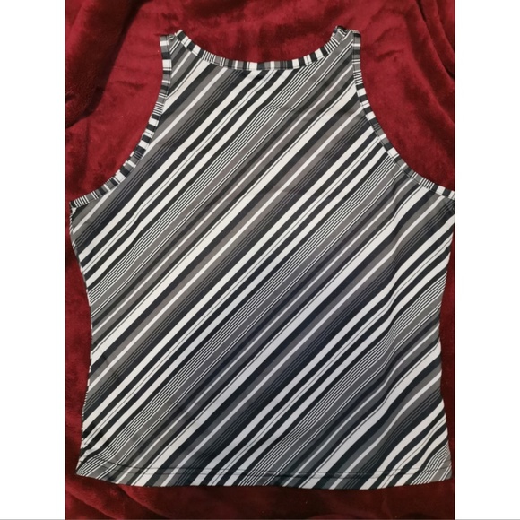 Suzy Shier Tank Top - Picture 3 of 3